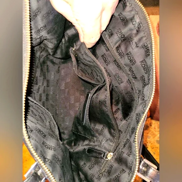 Michael Kors black monogram tote - Picture 10 of 15
